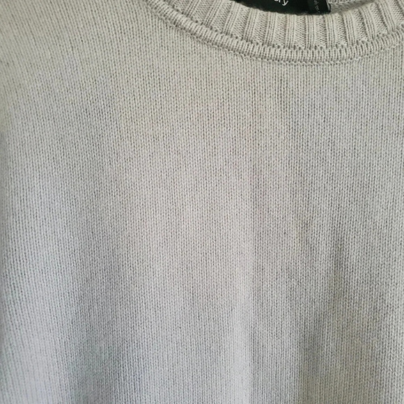 THEORY SOFT WINTER CASHEMERE WOMANS SWEATER, SIZE SMALL - Picture 5 of 6